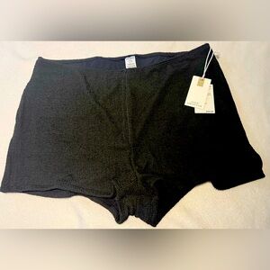 New Good American Swim Shorts. Black Size 4X/5X.
